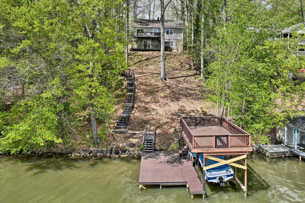 Waterfront Cottage With Boat Dock And 3 Decks! Bracey Экстерьер фото